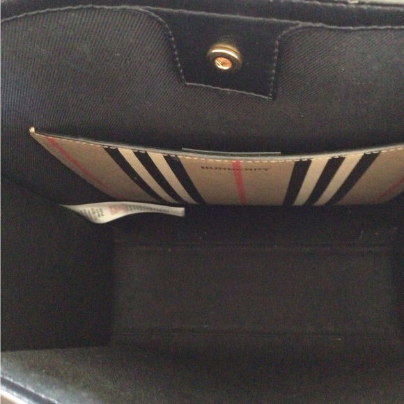 Burberry Bag - Picture 2 of 2